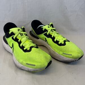 Nike ZoomX Invincible Run Size 11 Flyknit Volt-CT2228-700 2 3 Pegasus